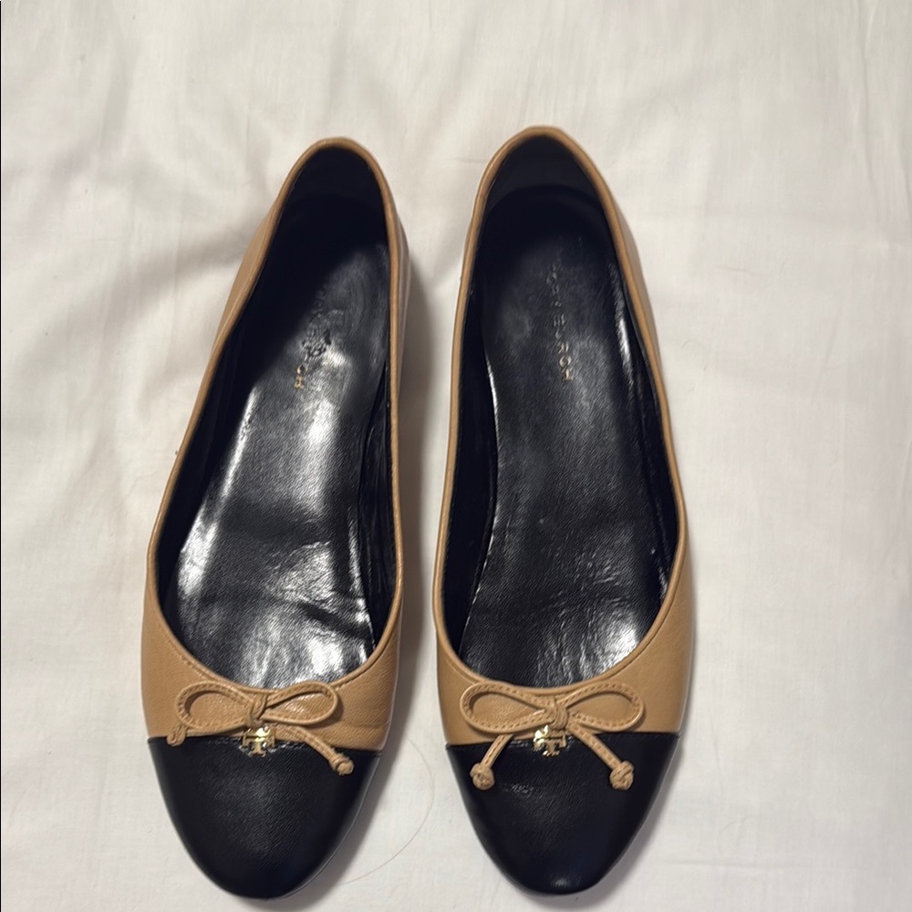 Tory Burch Tan and Black Leather Flats